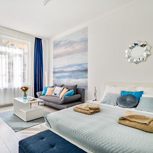 2Br Central Oasis Apartment